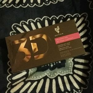 Authentic NEW Younique 3D Fiber Lashes+